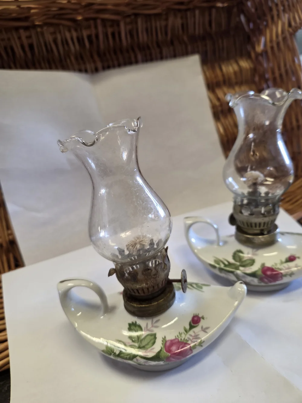VINTAGE MINI PORCELAIN 